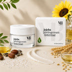 MOnB Jojoba Peelingcreme Intense mit Jojobaöl, Vitamin E, feinen Peelingpartikeln und pflegenden Öl-Elementen.