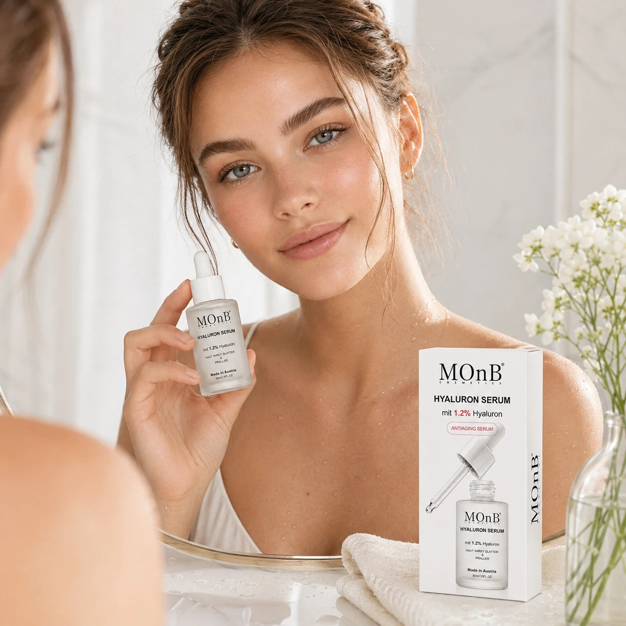 MOnB Hyaluron Serum 1,2 Prozent Made in Austria Produktbild mit Verpackung und Serumflasche