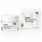 MOnB Jojoba Peelingcreme Intense im weißen Tiegel mit Verpackung, eine pflegende Peelingcreme mit Jojobaöl und Vitamin E.