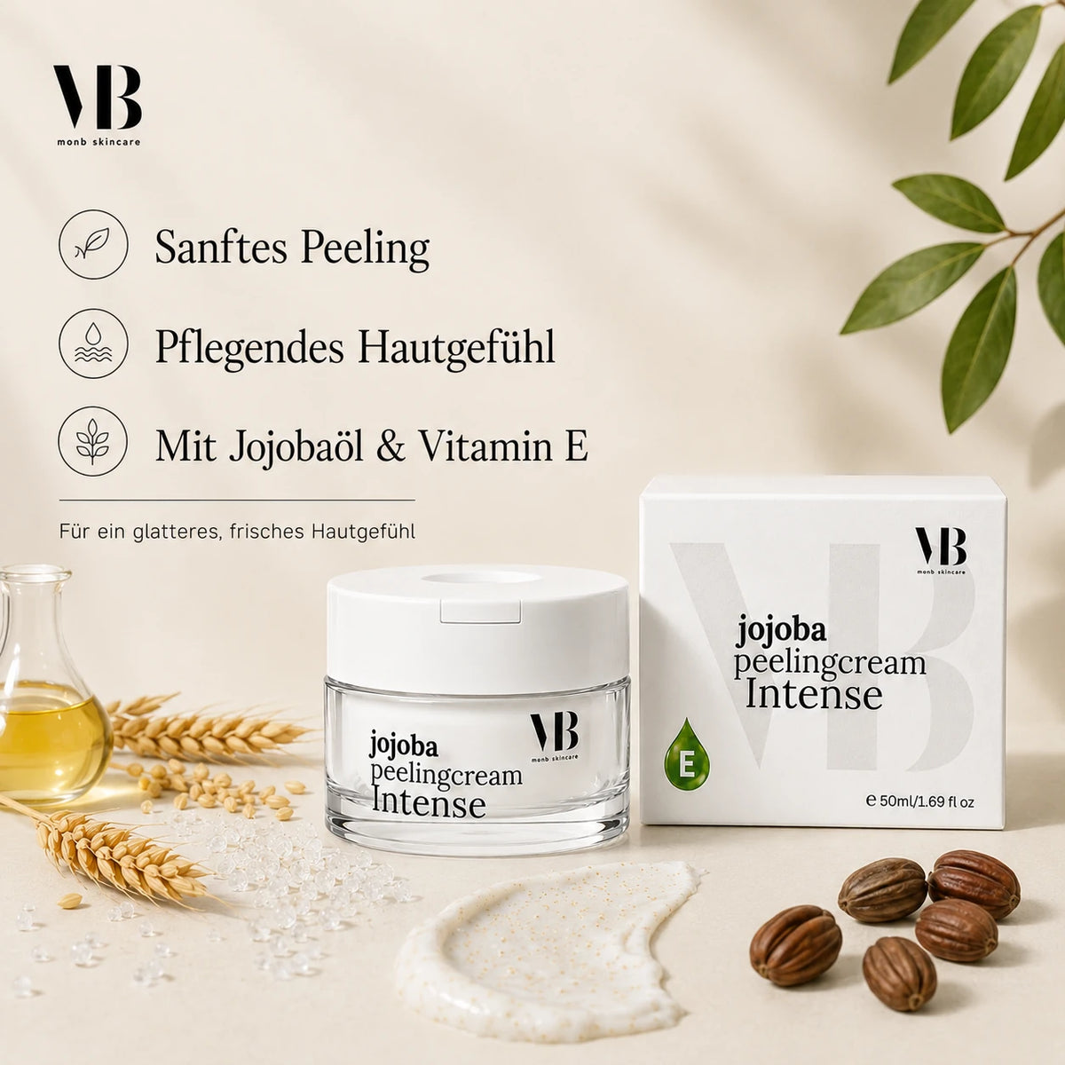 MOnB Jojoba Peelingcreme Intense mit Vorteilen: sanftes Peeling, pflegendes Hautgefühl, Jojobaöl und Vitamin E.